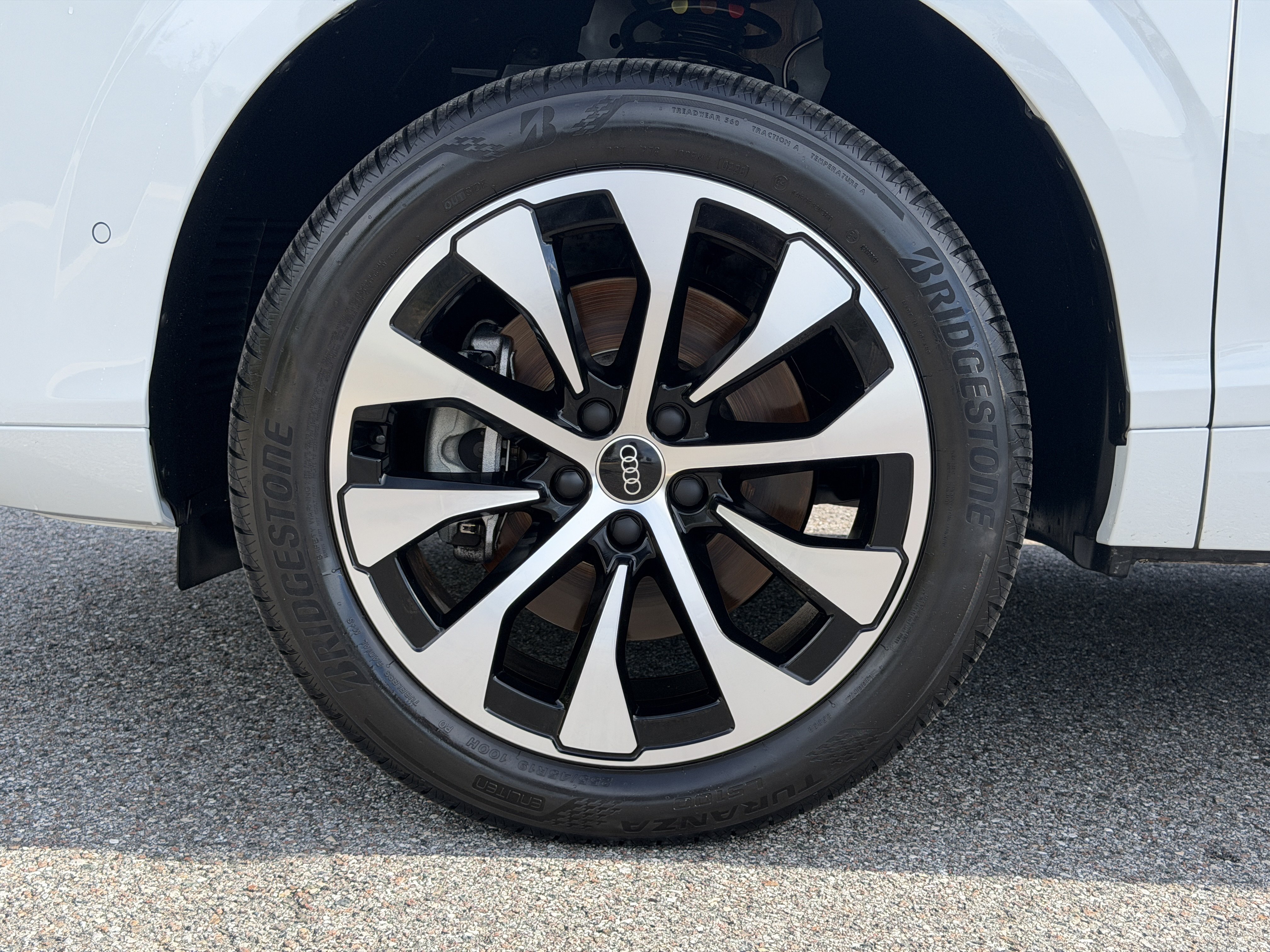 Certified 2026 Audi Q3 quattro 2.0T AWD/4WD image 38