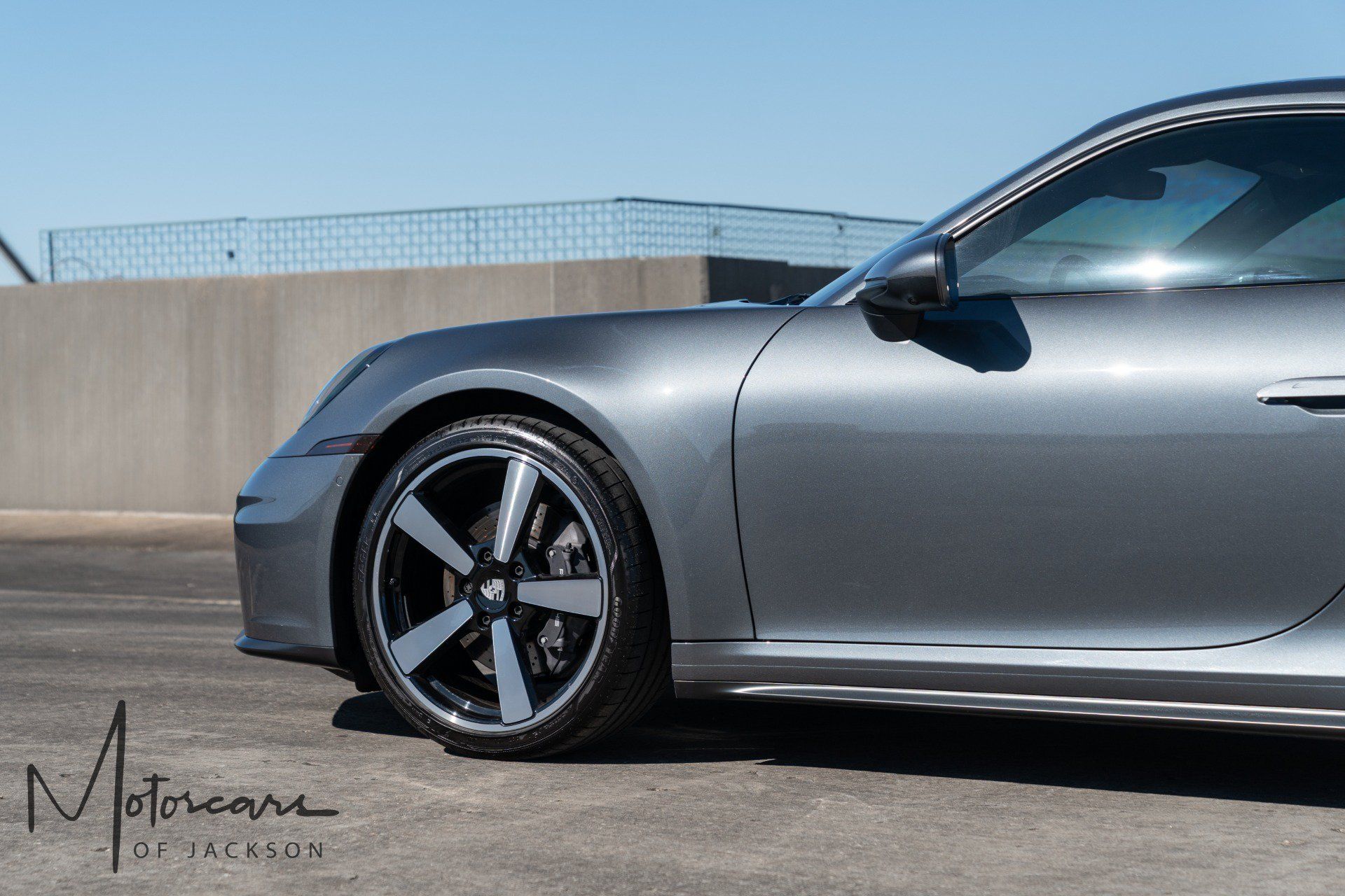 Used 2025 Porsche 911 Carrera RWD image 30