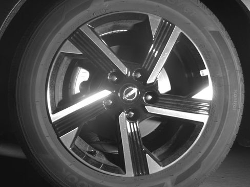 Used 2025 Nissan Sentra SV image 12