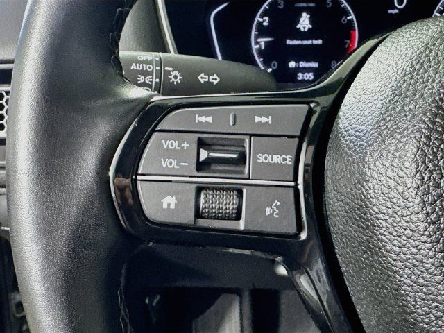 Used 2024 Honda Civic EX-L image 10