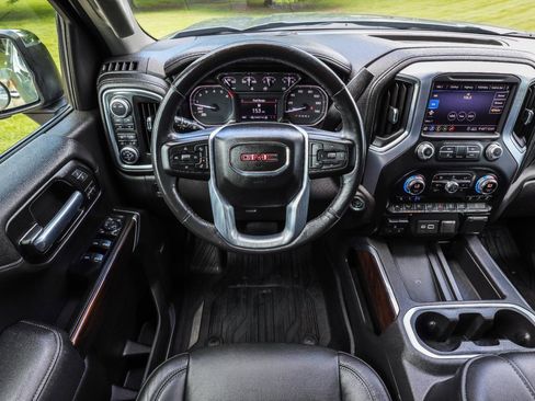 Used 2020 GMC Sierra 1500 SLT w/ SLT Premium Plus Package AWD/4WD image 33