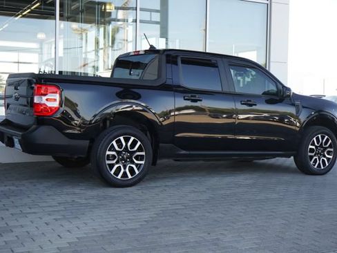 Used 2023 Ford Maverick Lariat FWD image 9