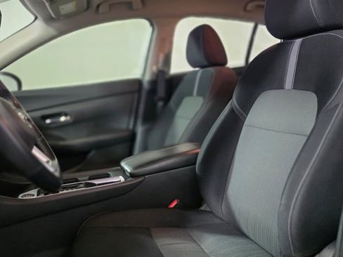 Used 2020 Nissan Sentra SV image 18