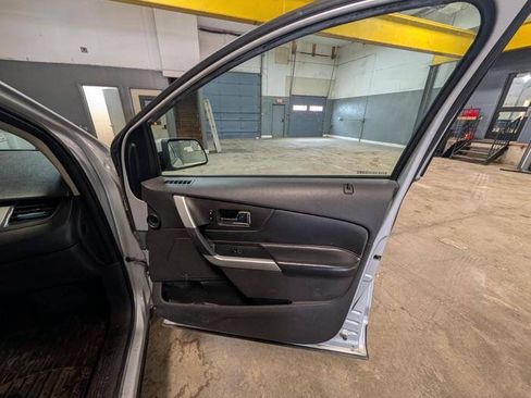 Used 2013 Ford Edge SEL AWD/4WD image 30