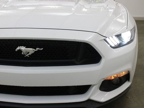 Used 2017 Ford Mustang GT Premium RWD image 8