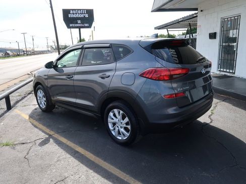 Used 2019 Hyundai Tucson SE AWD/4WD image 4
