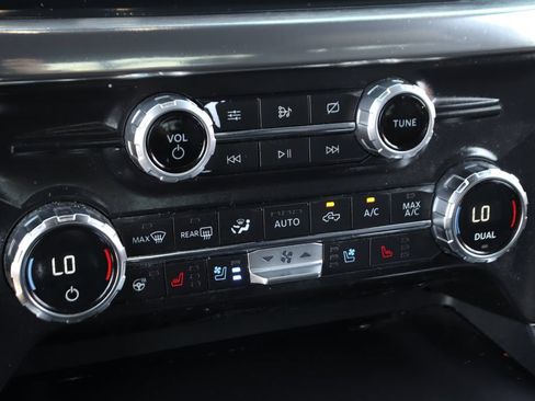 Used 2021 Ford F150 Lariat w/ Equipment Group 502A High AWD/4WD image 37