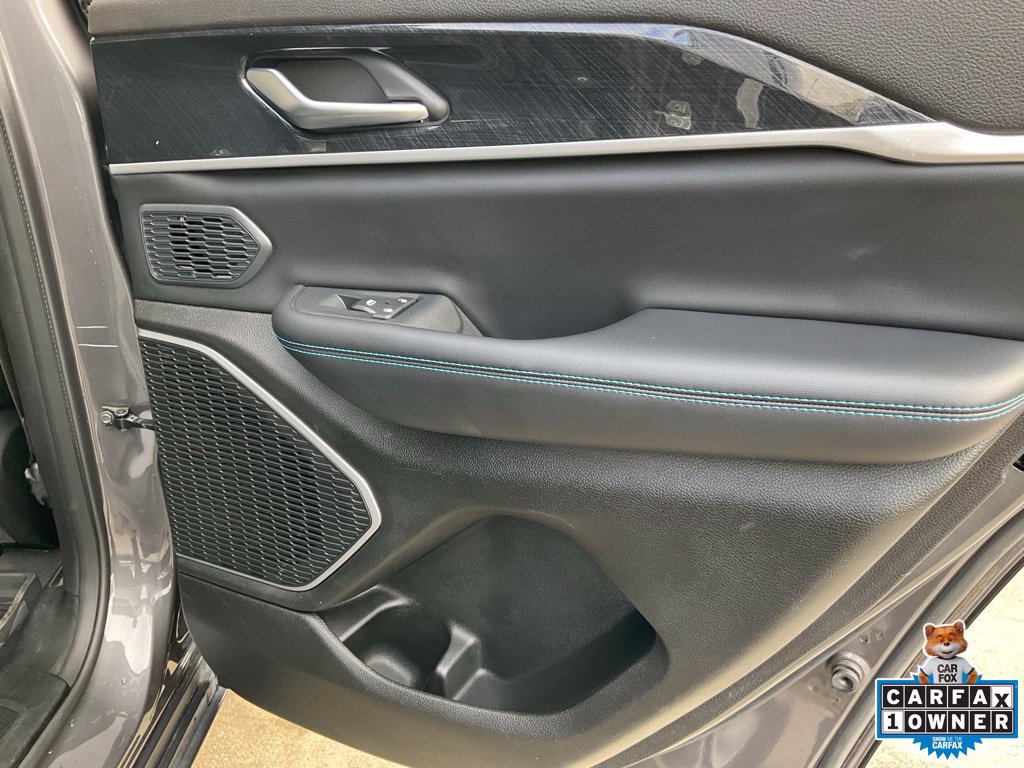 Used 2023 Jeep Grand Cherokee Trailhawk AWD/4WD image 58