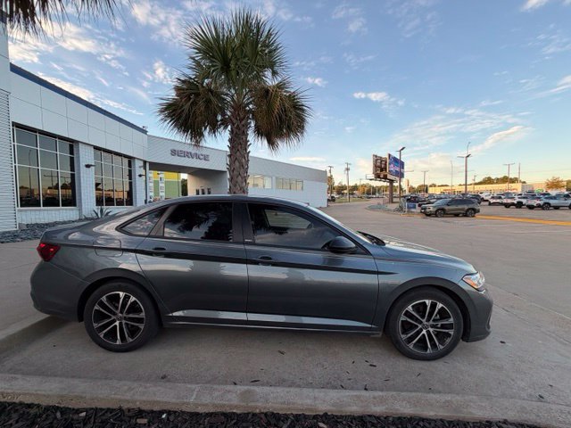 Used 2024 Volkswagen Jetta Sport FWD image 17