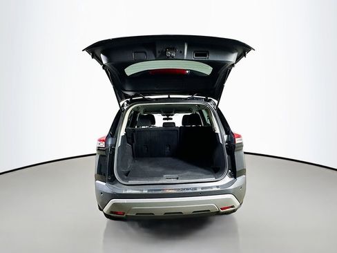 Used 2022 Nissan Rogue SV image 35