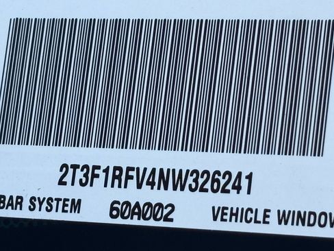 Certified 2022 Toyota RAV4 LE image 31