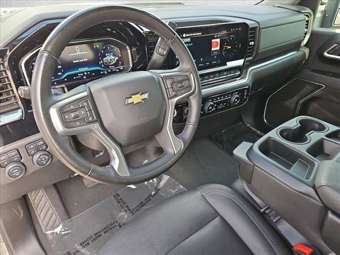 Certified 2025 Chevrolet Silverado 2500 LTZ AWD/4WD image 13