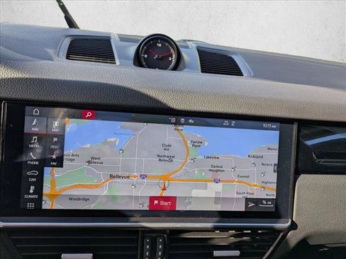 Used 2020 Porsche Cayenne image 17