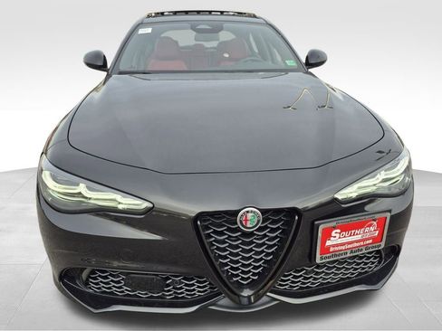 New 2025 Alfa Romeo Giulia AWD w/ Driving Assist Package image 8