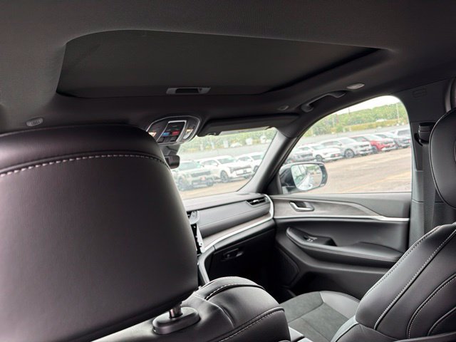 New 2026 Jeep Grand Cherokee Altitude AWD/4WD image 10