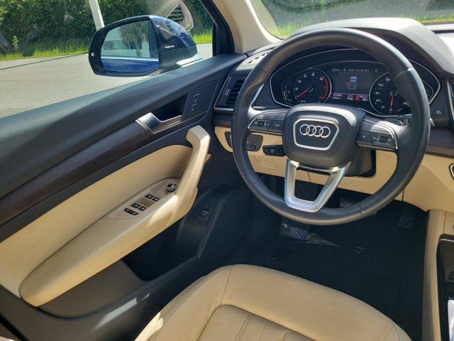 Used 2023 Audi Q5 2.0T Premium AWD/4WD image 13