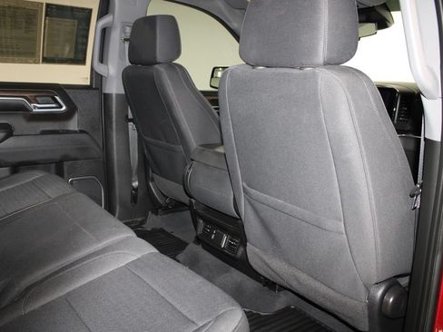 Used 2023 Chevrolet Silverado 1500 LT AWD/4WD image 27
