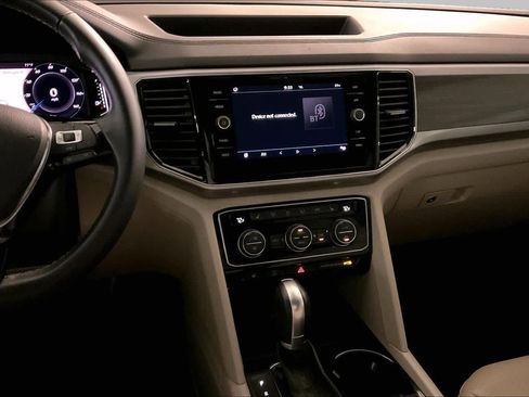 Used 2019 Volkswagen Atlas SEL FWD image 6