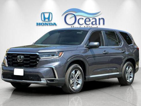 New 2025 Honda Pilot EX-L image 1