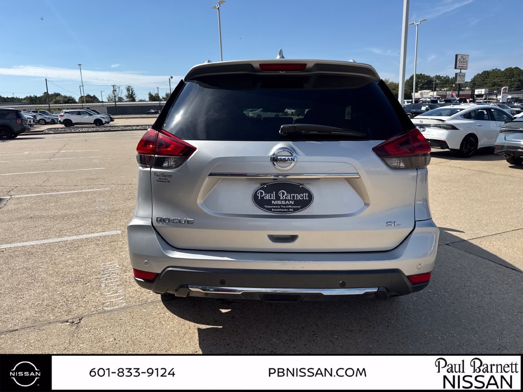 Used 2019 Nissan Rogue SL FWD image 12