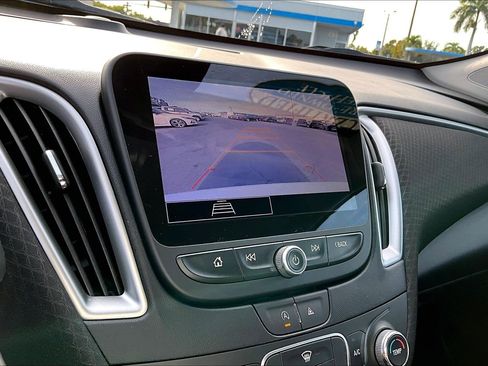 Certified 2024 Chevrolet Malibu LS image 22