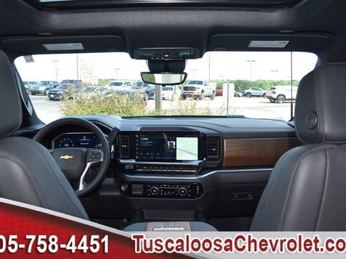 New 2026 Chevrolet Silverado 2500 High Country w/ High Country Premium Package AWD/4WD image 3