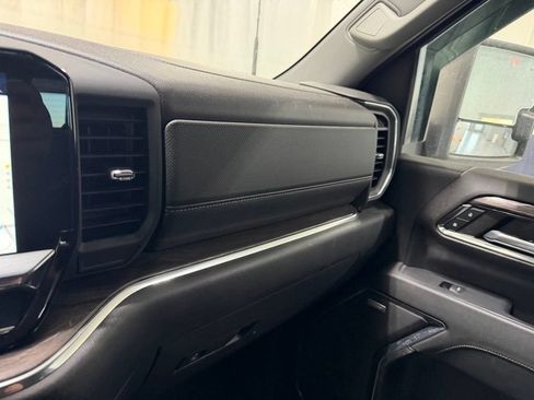 Used 2024 Chevrolet Silverado 3500 LTZ w/ LTZ Plus Package AWD/4WD image 20