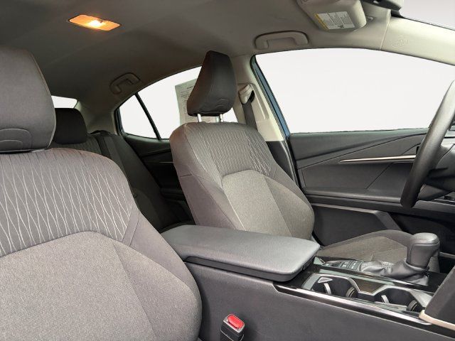 Used 2025 Toyota Camry LE FWD image 12