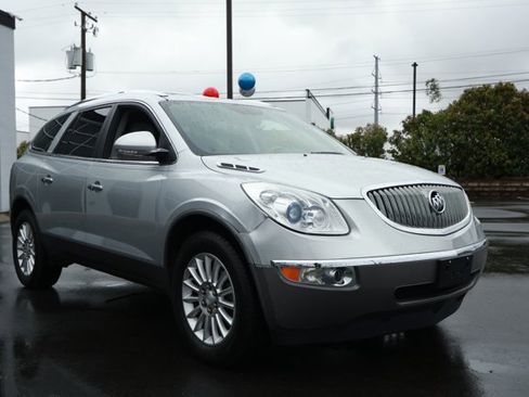 Used 2012 Buick Enclave Leather image 3