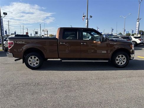 Used 2011 Ford F150 Lariat w/ Lariat Chrome Pkg image 4