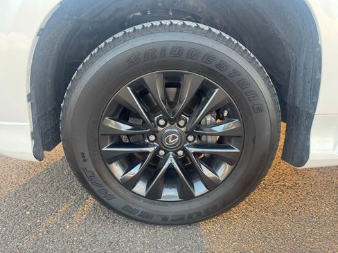 Certified 2023 Lexus GX 460 Premium w/ Premium Plus Package image 7