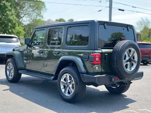 Used 2023 Jeep Wrangler Unlimited Sahara w/ LED Lighting Group AWD/4WD image 4