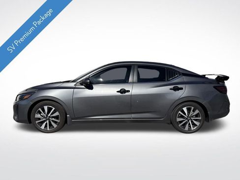 Used 2024 Nissan Sentra SV w/ SV Premium Package image 2