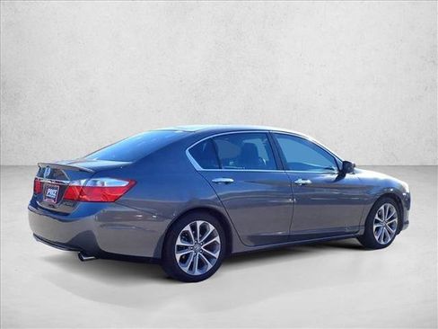 Used 2013 Honda Accord Sport image 14