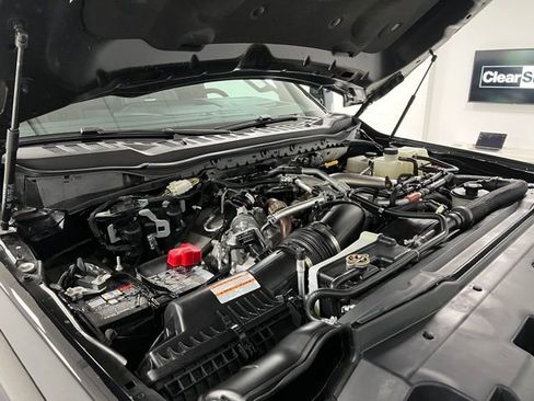 Used 2025 Ford F450 Platinum w/ FX4 Off-Road Package image 62