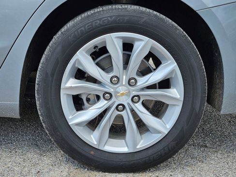 Used 2025 Chevrolet Malibu LT image 14