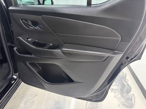 Used 2019 Chevrolet Traverse RS FWD image 15