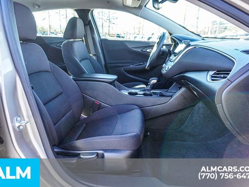 Used 2024 Chevrolet Malibu LT image 22