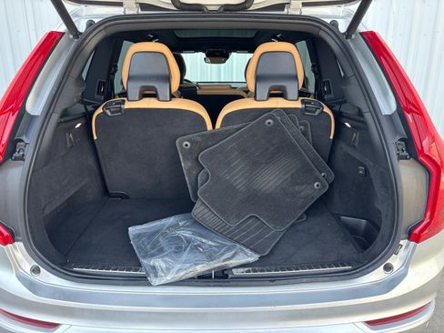 Used 2019 Volvo XC90 T6 Momentum image 32