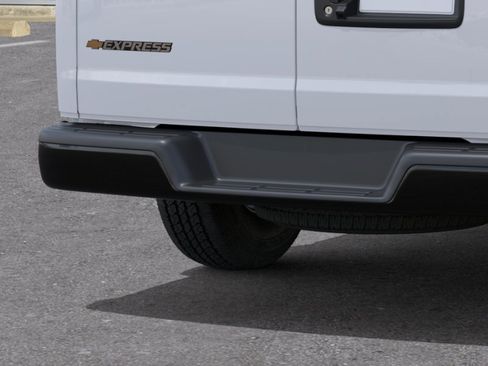 New 2026 Chevrolet Express 2500 RWD image 14