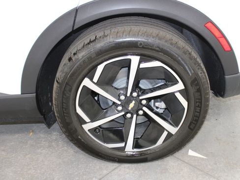 New 2026 Chevrolet Equinox EV LT image 43