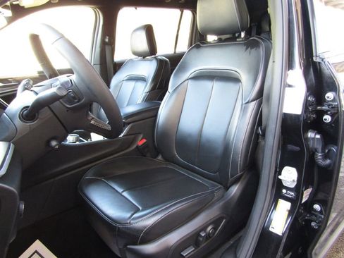 Used 2024 Jeep Grand Cherokee L Limited w/ Luxury Tech Group II image 26