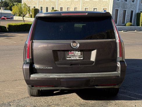 Used 2015 Cadillac Escalade ESV Premium AWD/4WD image 5