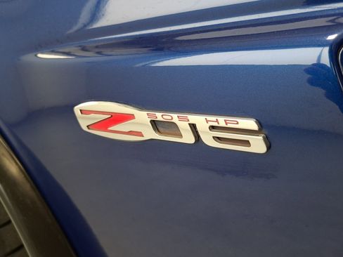 Used 2006 Chevrolet Corvette Z06 w/ Preferred Equipment Group image 26