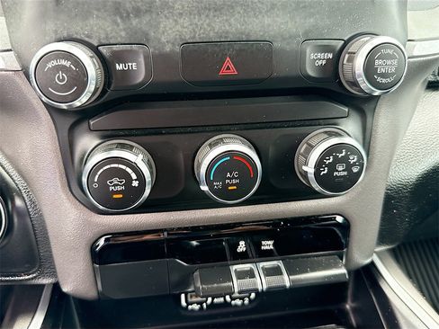 Used 2021 RAM 1500 Big Horn image 17