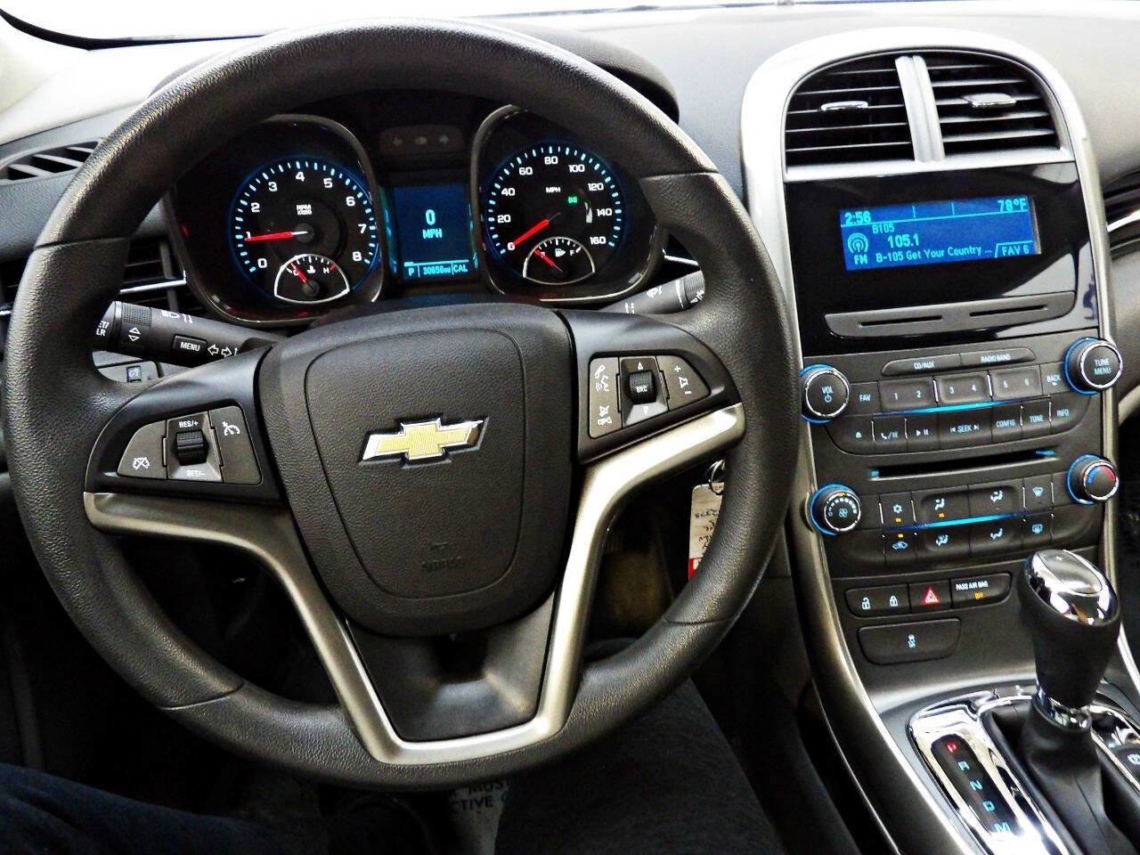 Used 2013 Chevrolet Malibu LS FWD image 16