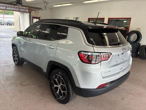 Certified 2024 Jeep Compass Limited AWD/4WD image 15