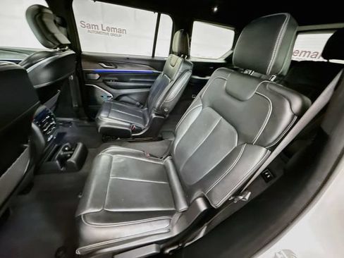 Used 2021 Jeep Grand Cherokee L Overland w/ Advanced Protech Group III AWD/4WD image 26