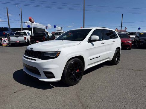 Used 2018 Jeep Grand Cherokee SRT AWD/4WD image 3