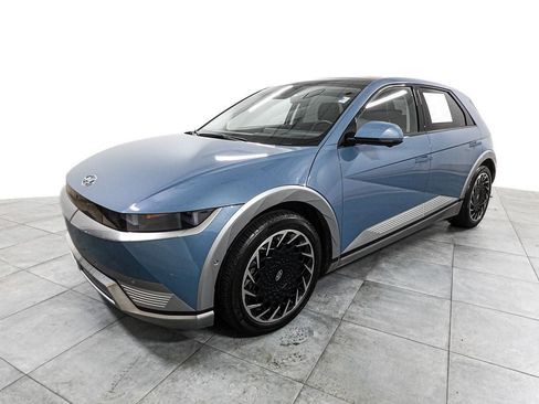 Used 2024 Hyundai Ioniq 5 Limited image 3